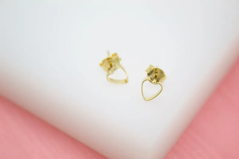 18K Gold Heart Outlined Filled Stud Earrings (L2)