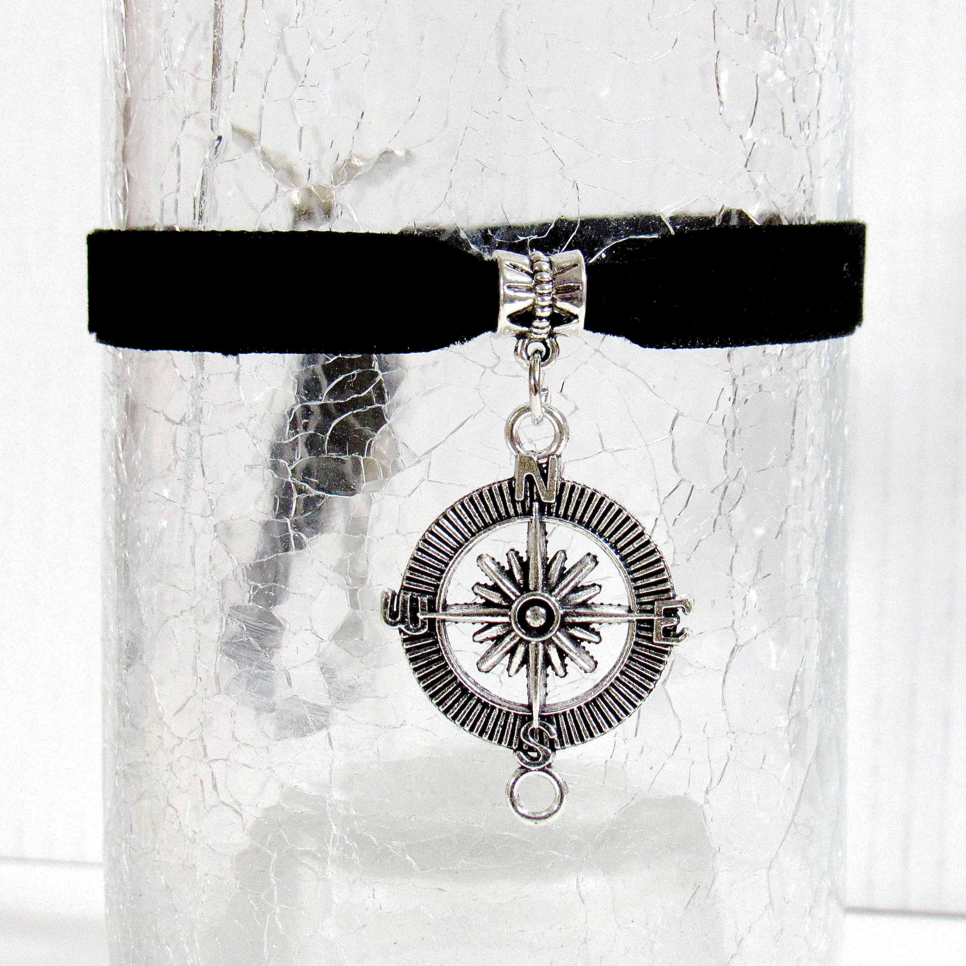 Compass Velvet Choker