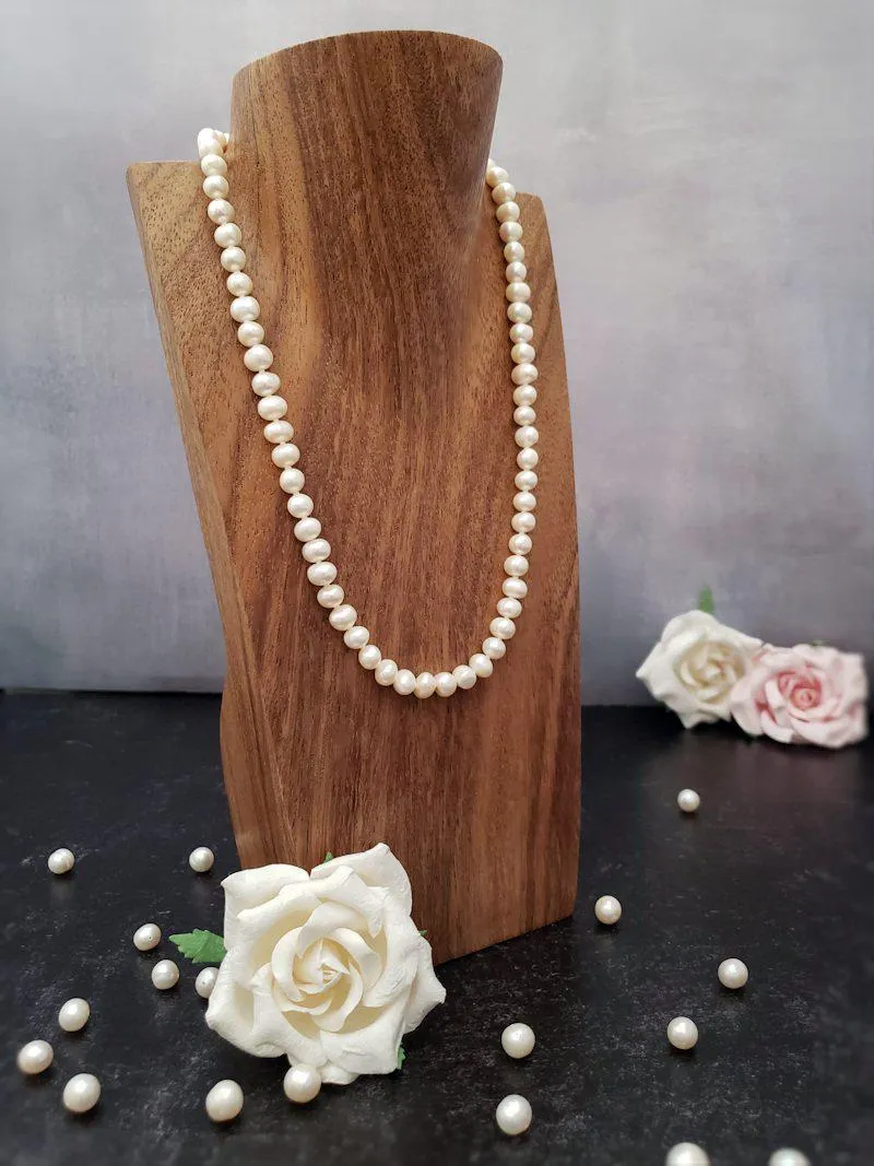 Dainty Pearl Necklace - Ivory or Peach Mix