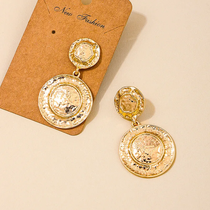 Elegant Golden Disc Earrings for Chic Women with a Touch of Vintage Glam