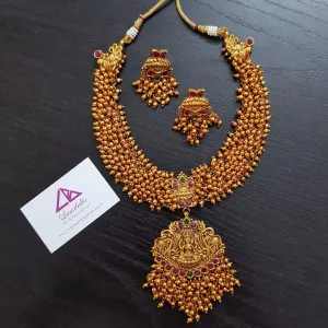 Golden Pearl Embedded Temple Traditional Neckset