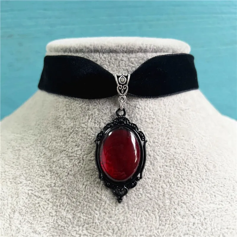 Gothic Vampire Cameo Pendant Velvet Choker Necklace