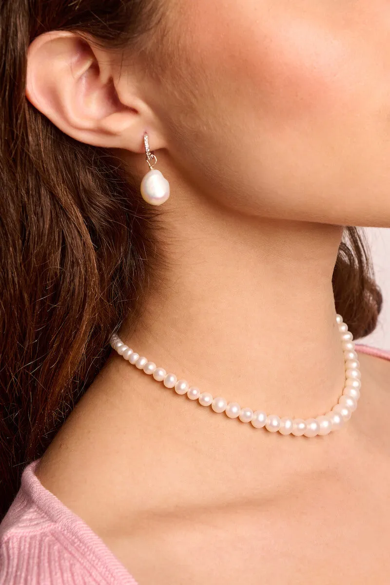 Gradiente Pearl Choker Necklace