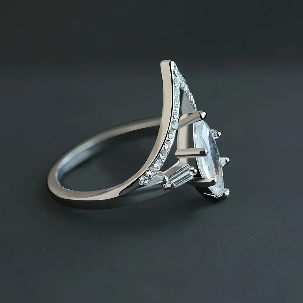 Huitan Hyperbole Marquise Design Ring