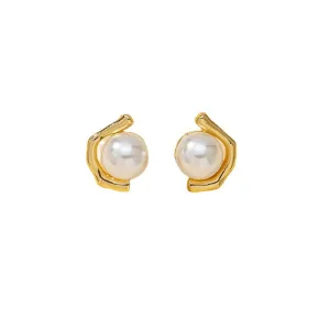 Pearl and Retro Earrings from Vienna Verve Collection