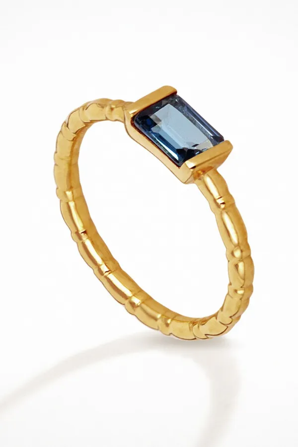 Pia Ring Topaz - Polished Gold