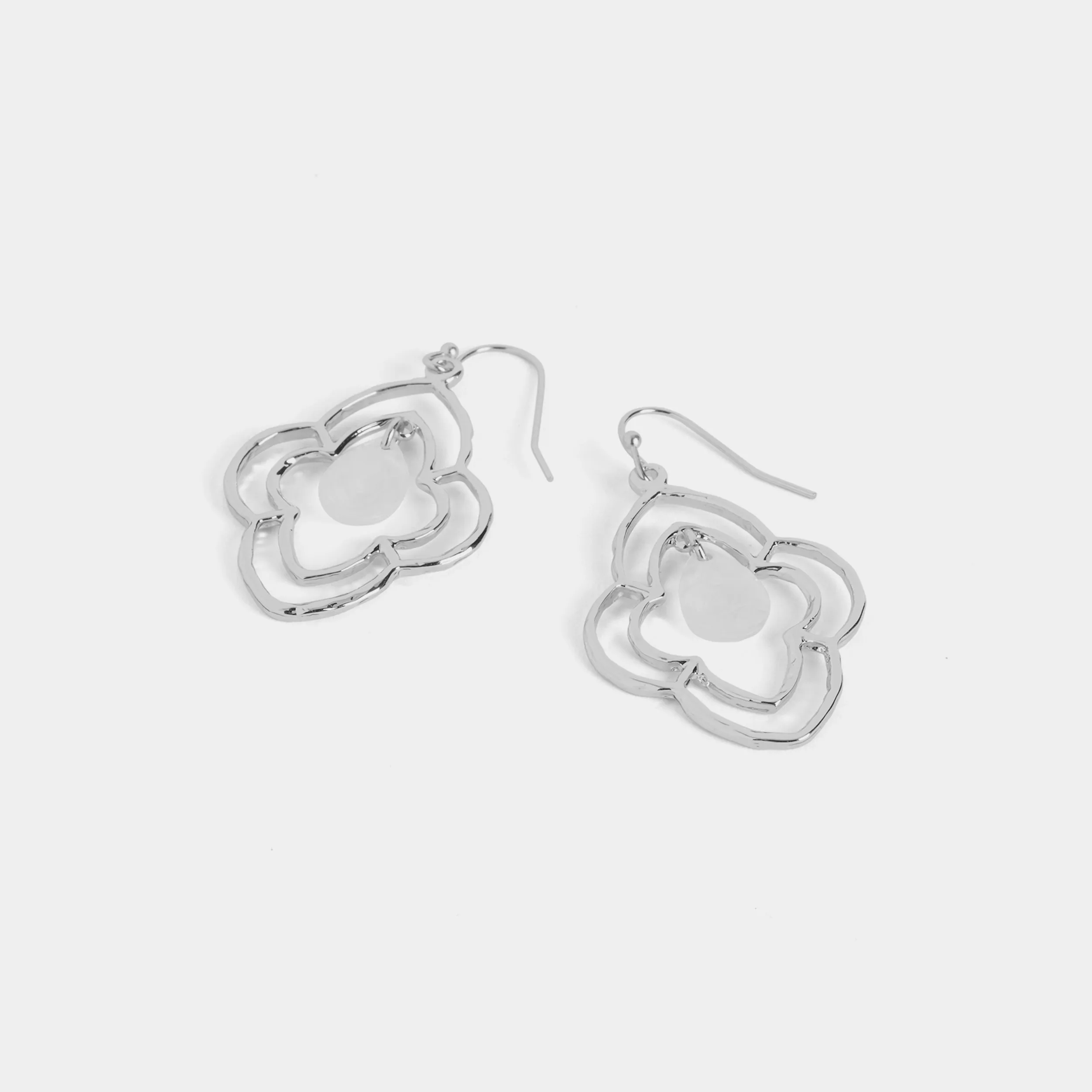 Quatrefoil Dangle Earrings - Silver