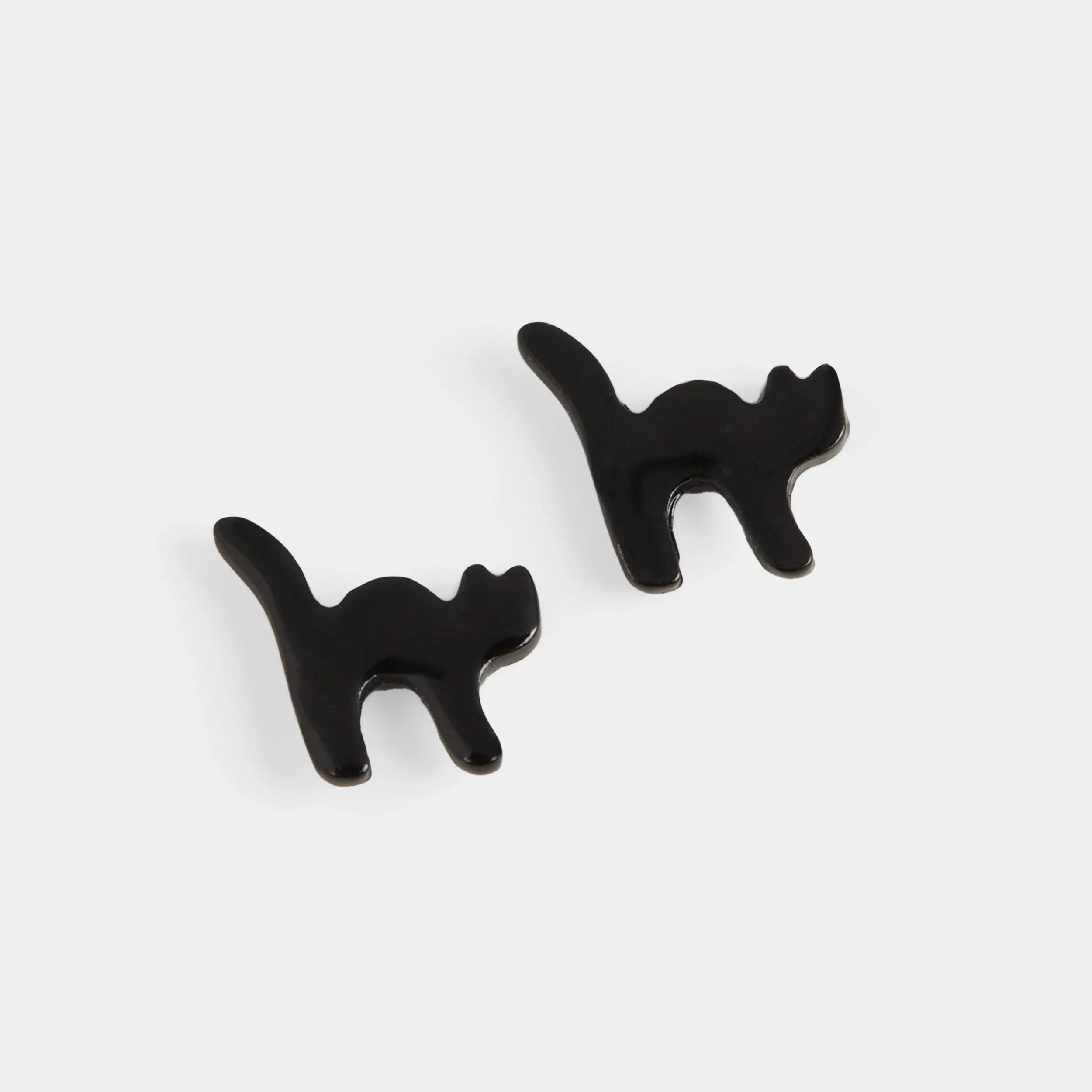 Spooked Black Cat Stud Earring