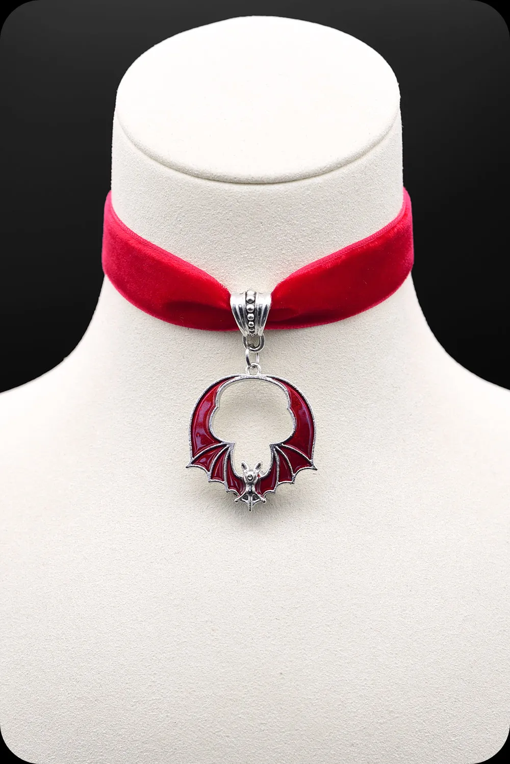 The BAT Silver Red Choker