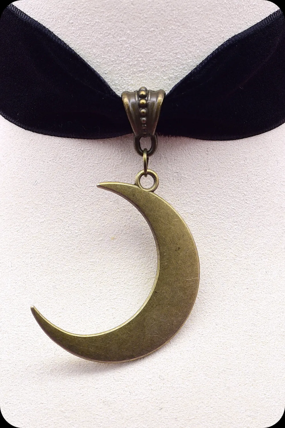 The MOON Antique Brass Black Choker