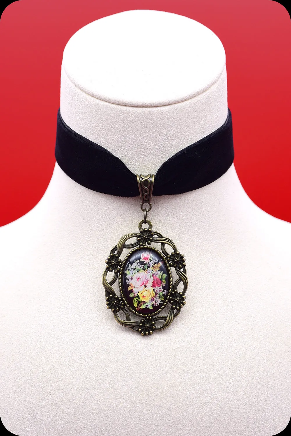 The ROSE Antique Brass Black Choker