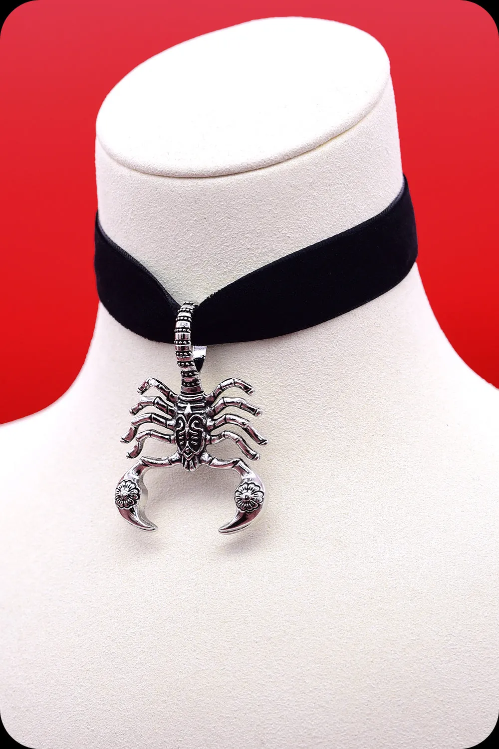 The SCORPION Antique Silver Black Choker