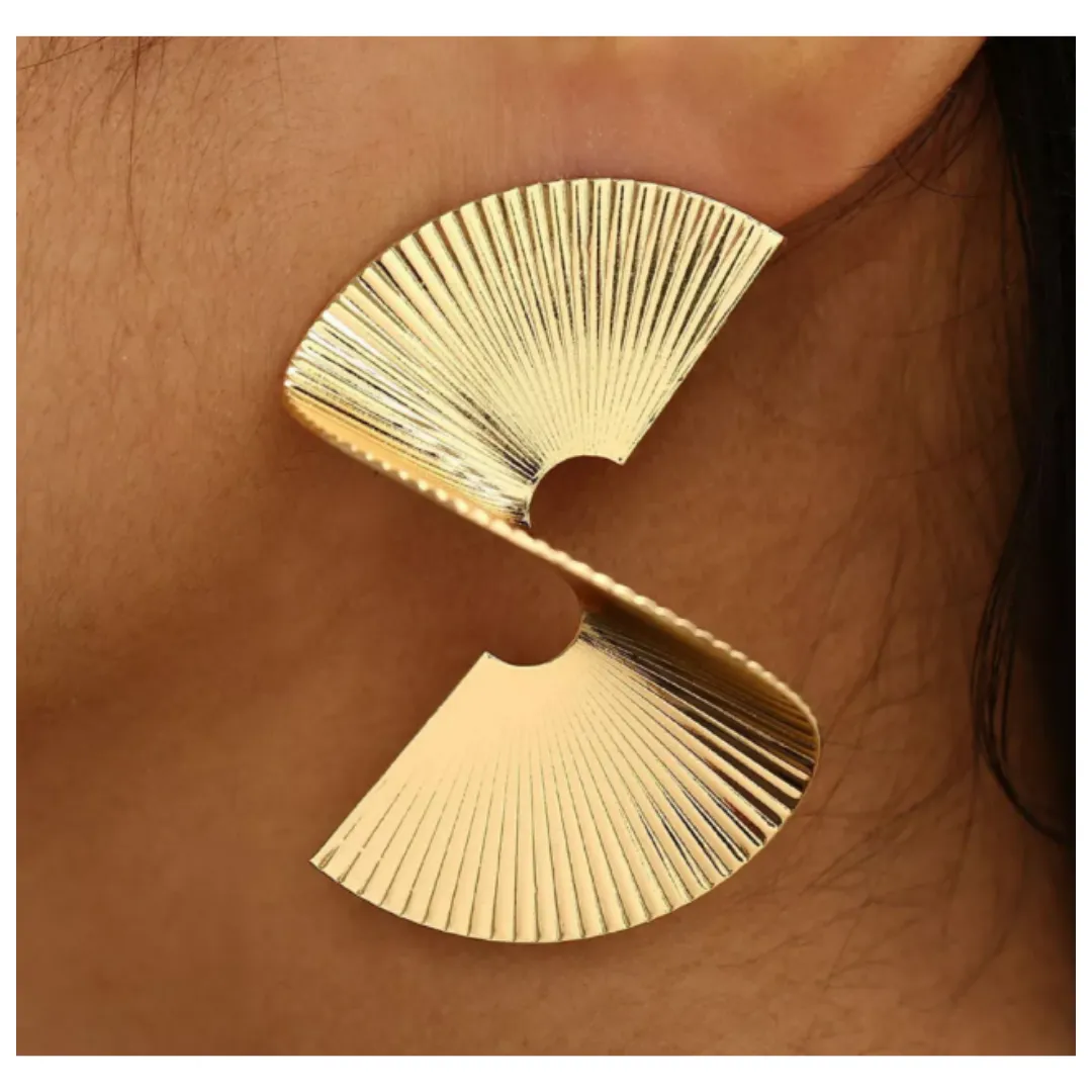 Twisted Gold Metal Alloy Earrings