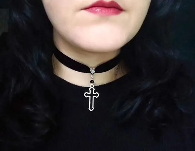 VenusFox Black Crescent Moon Choker, Black Velvet Choker Necklace