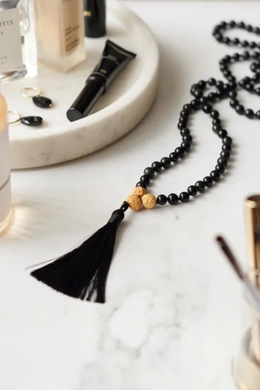 Xander Kostroma Black Obsidian 108 Mala Bead Prayer Necklace with Tassel – 100cm Meditation Necklace for Grounding, Protection & Spiritual Healing, Ideal for Yoga Enthusiasts & Mindfulness Practices